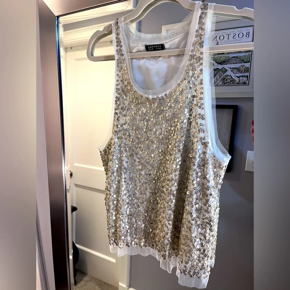 Gryphon New York White/Gold Sequined Top. Size XS - Picture 5 of 9